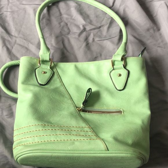 Green purse - Picture 2 of 3
